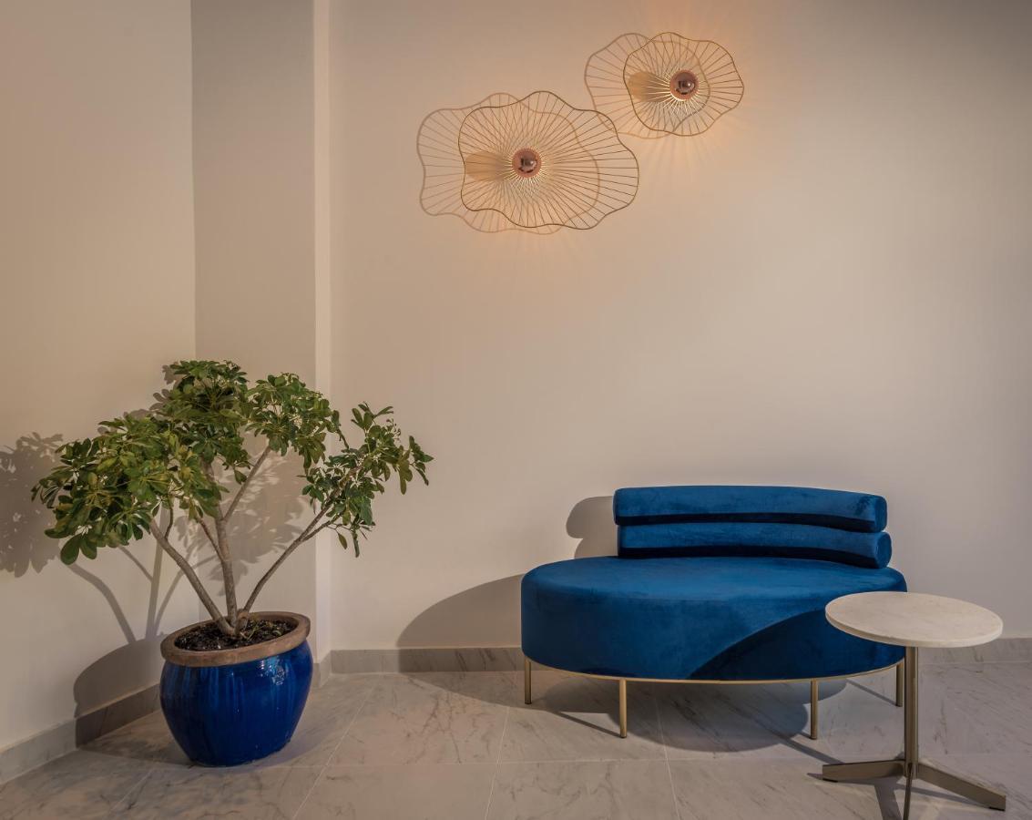 Isola Concept Aparthotel Циливи Екстериор снимка