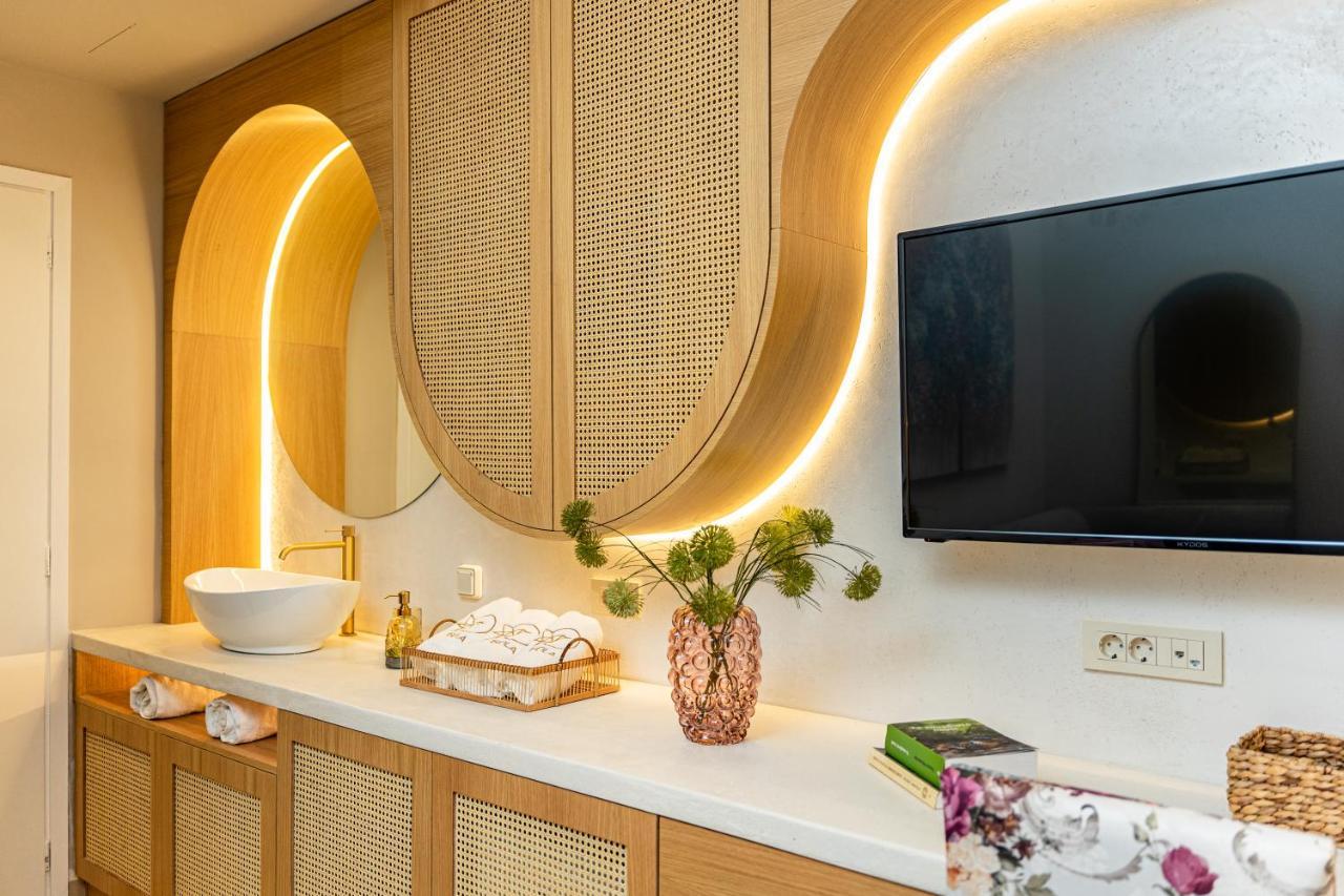 Isola Concept Aparthotel Циливи Екстериор снимка