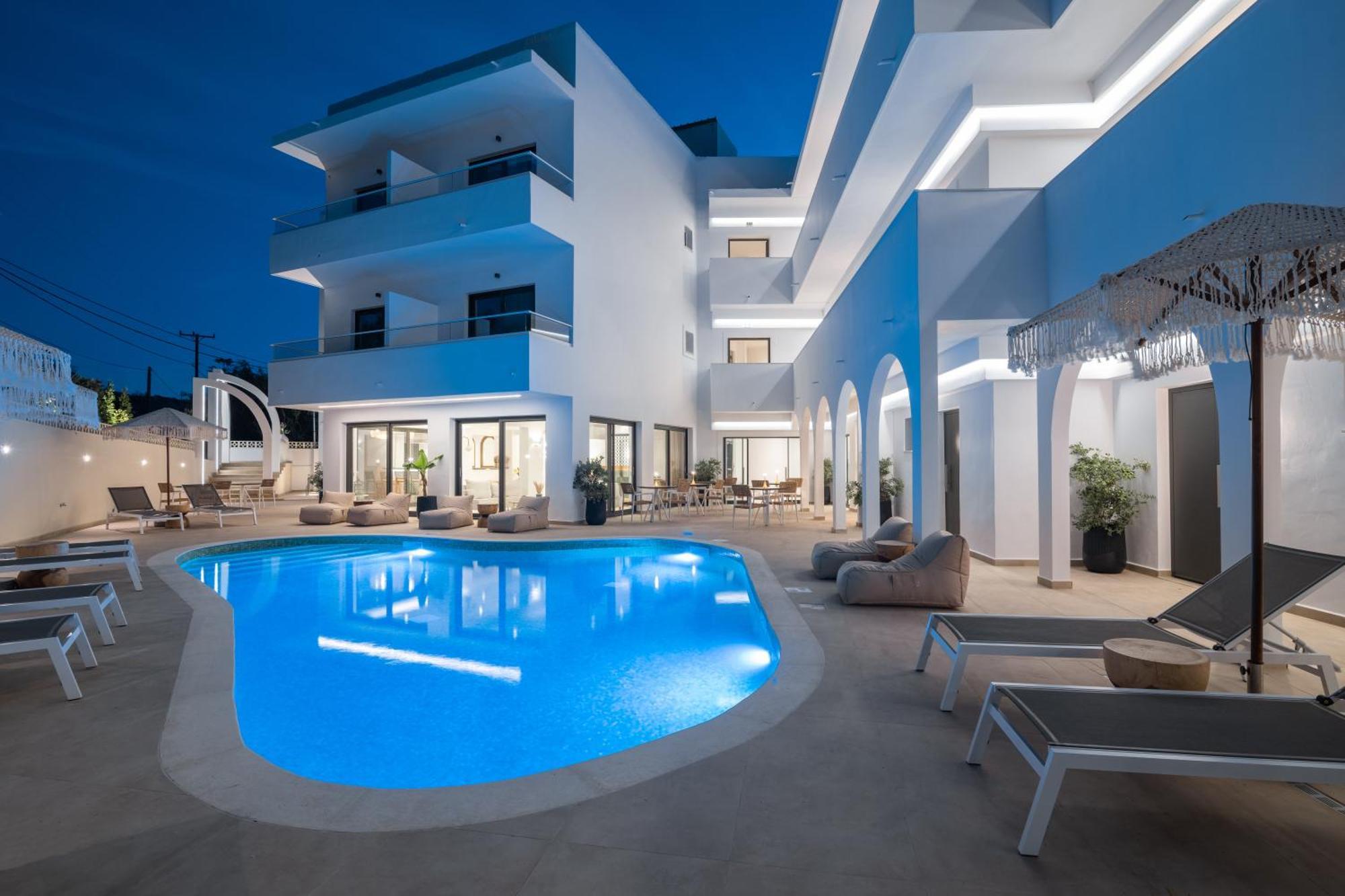 Isola Concept Aparthotel Циливи Екстериор снимка