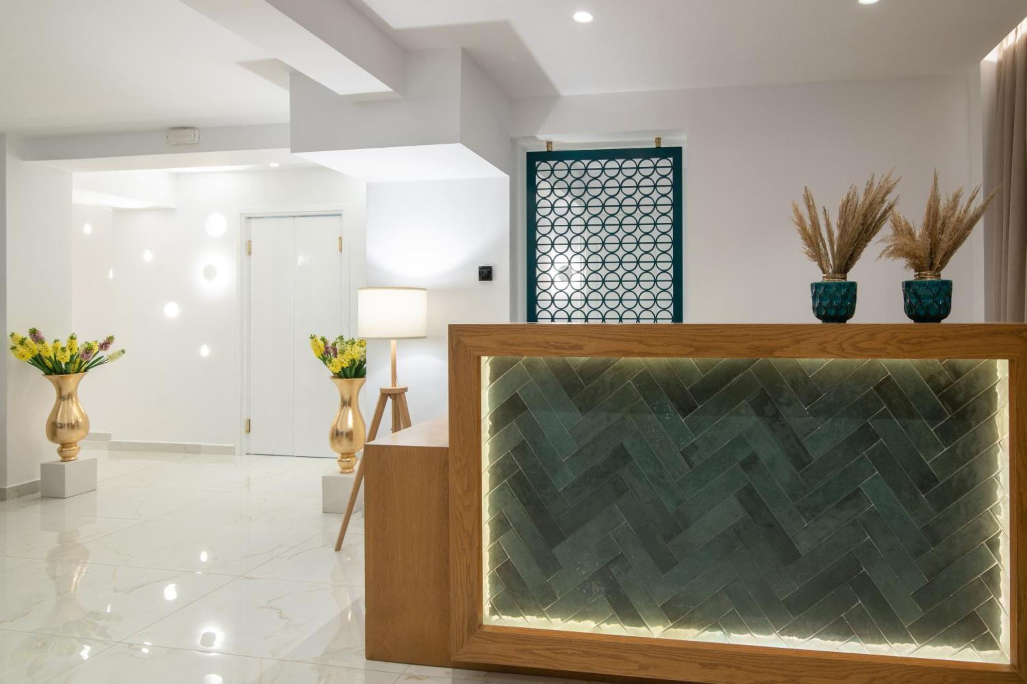 Isola Concept Aparthotel Циливи Екстериор снимка